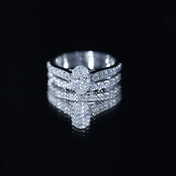 Oval Shaped 1 Carat Lab Grown Diamond Bridal Ring Set with IGI Certificate